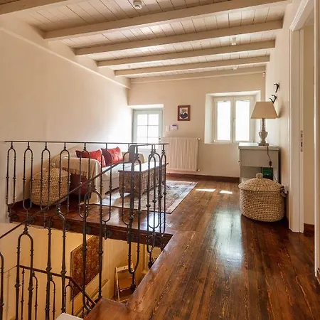 וילה Achillion Casa Conti 1840 *