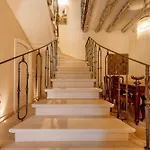 Achillion Casa Conti 1840 * גסטורי
