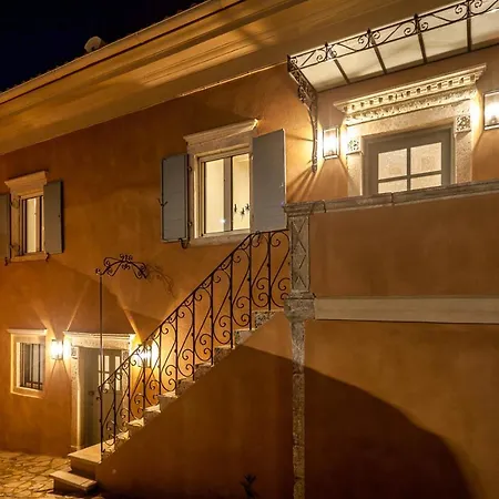 Achillion Casa Conti 1840 *