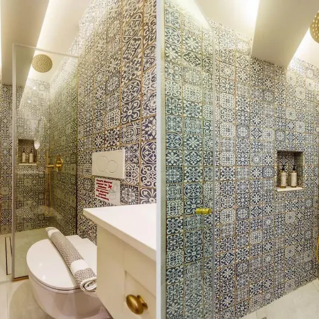 Villa Achillion Casa Conti 1840 *