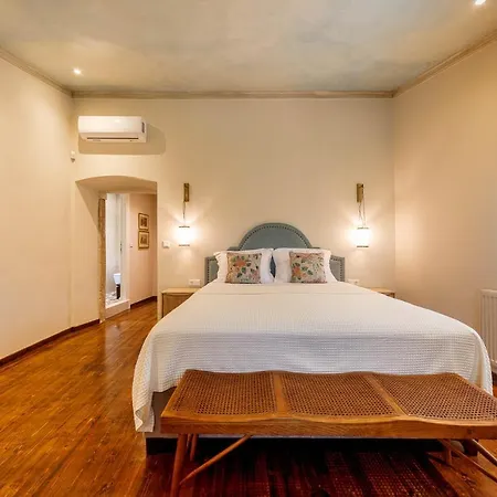 Achillion Casa Conti 1840 *