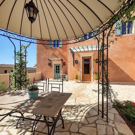 Villa Achillion Casa Conti 1840 Gastouri (Corfu)