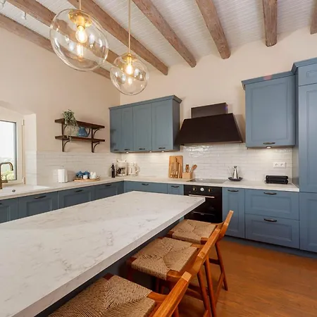 Achillion Casa Conti 1840 Gastouri (Corfu)