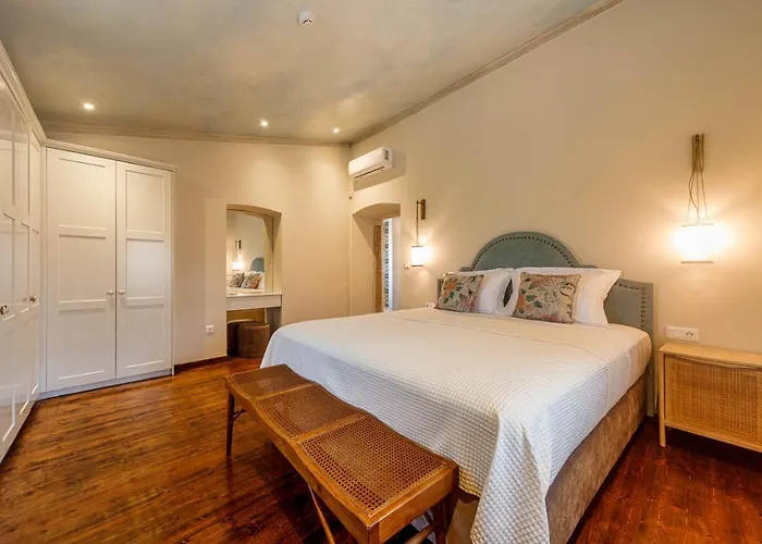 Achillion Casa Conti 1840 * Гастури