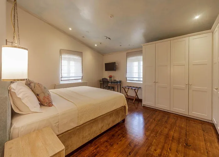 Achillion Casa Conti 1840 *